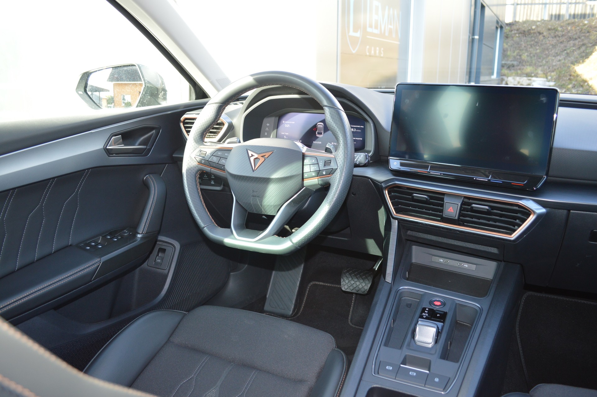 CUPRA LEON ST 2.0 TSI DSG-image-15