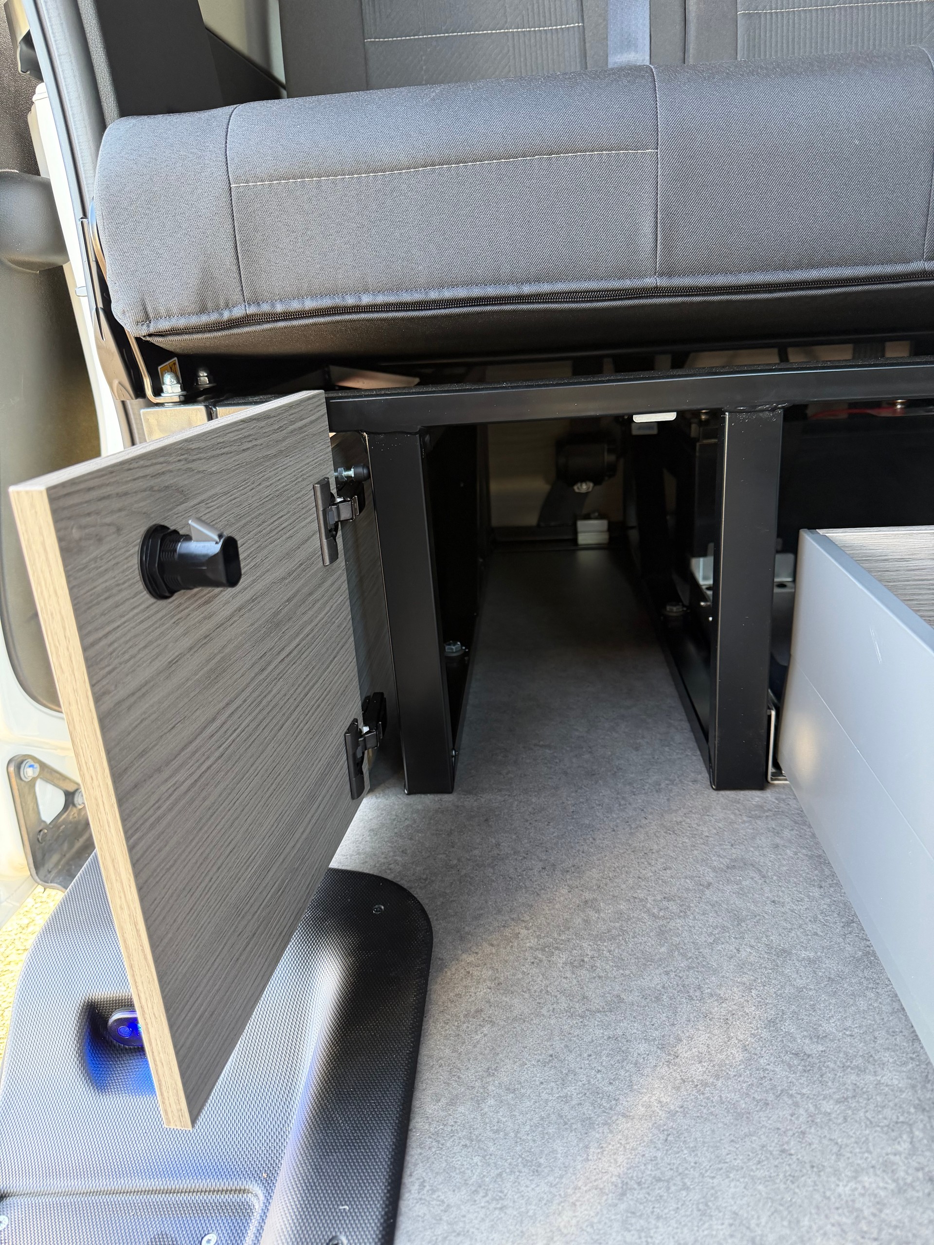RENAULT Glénan HorizonVan 5 L1 5 places (Batterie Lithium & chauffage diesel)-image-8