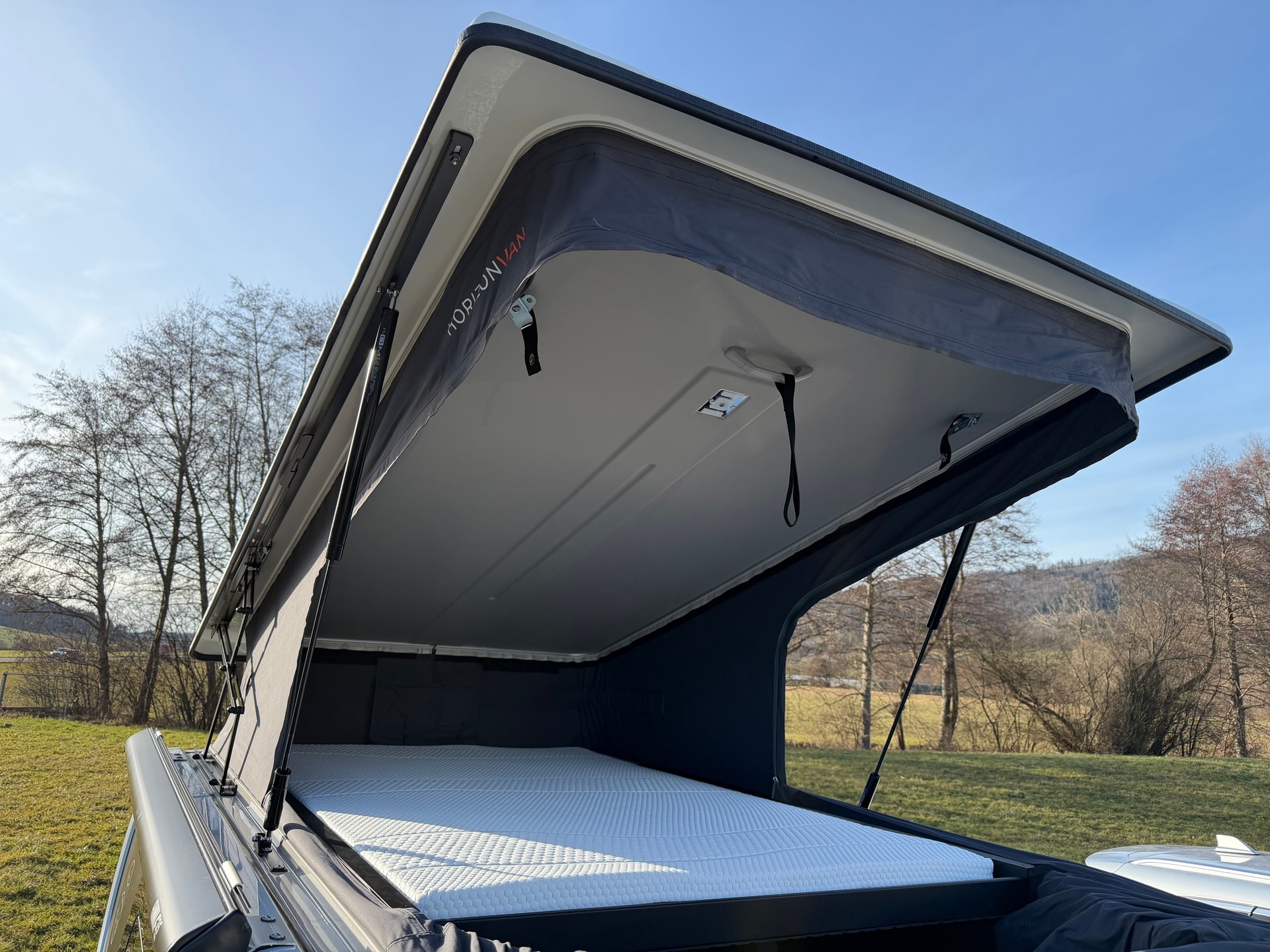 RENAULT Glénan HorizonVan 5 L1 5 places (Batterie Lithium & chauffage diesel)-image-15