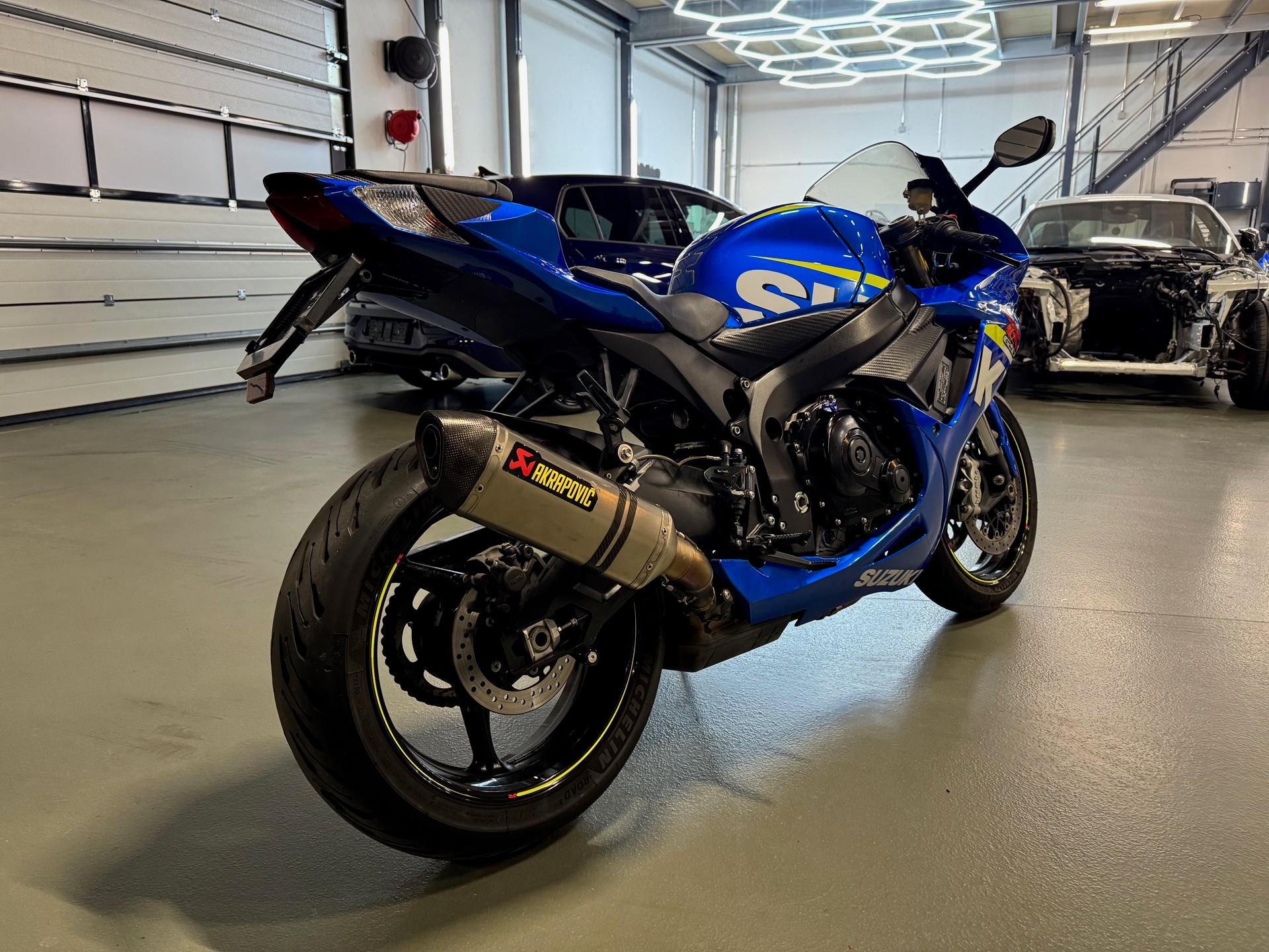 SUZUKI GSX-R 750 L4-image-1