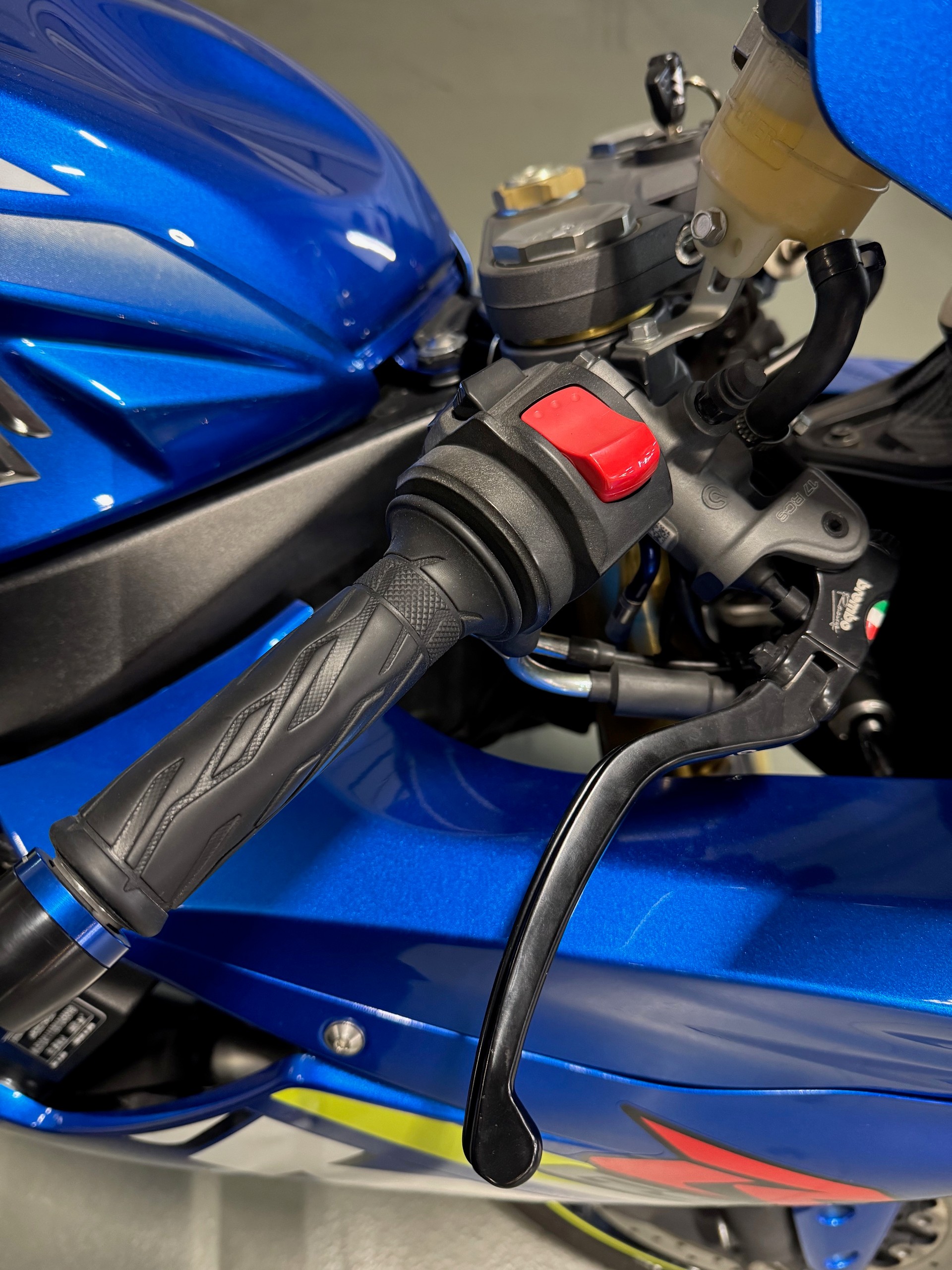 SUZUKI GSX-R 750 L4-image-5