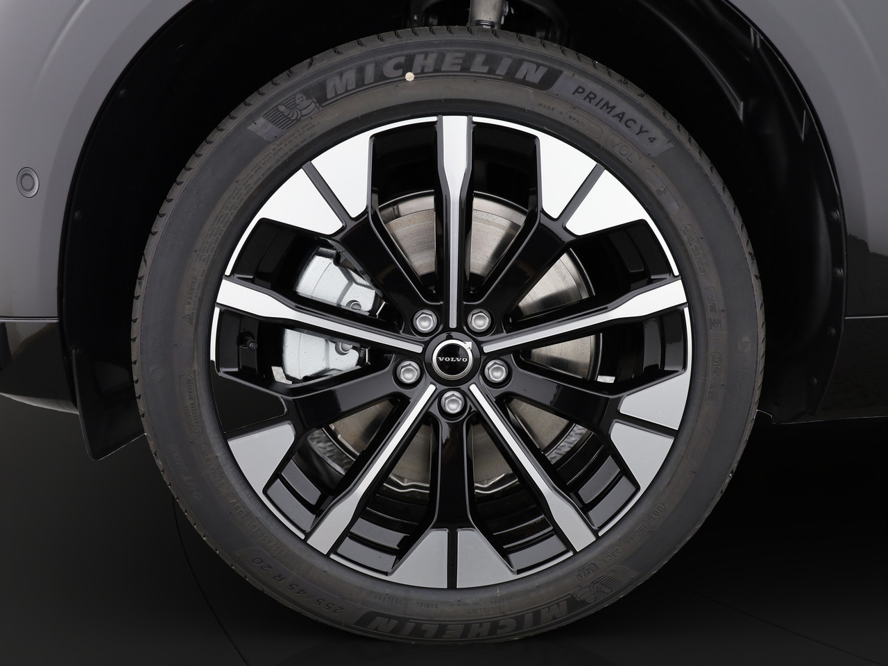 VOLVO XC60 2.0 T8 TE Ultra Dark eAWD-showroom-element-3