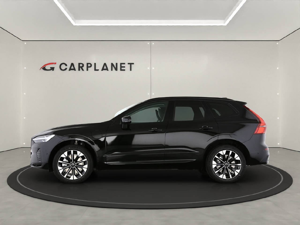 VOLVO XC60 2.0 T8 TE Ultra Dark eAWD-showroom-element-1