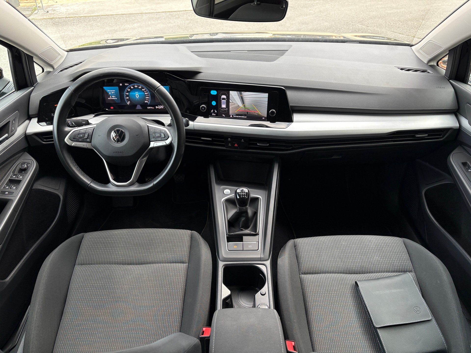 VW Golf Variant 1.0 TSI Value-image-8