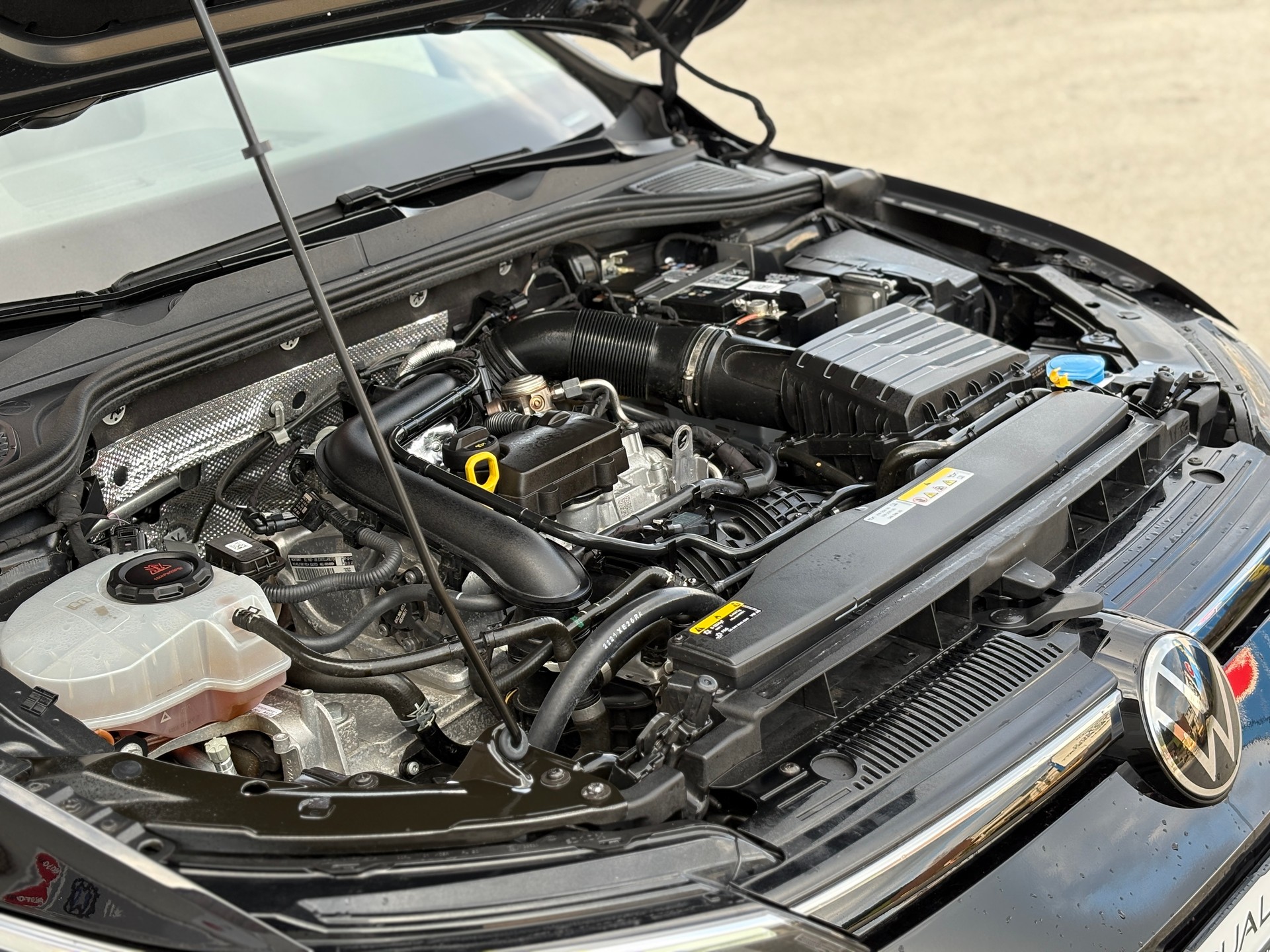 VW Golf Variant 1.0 TSI Value-image-5