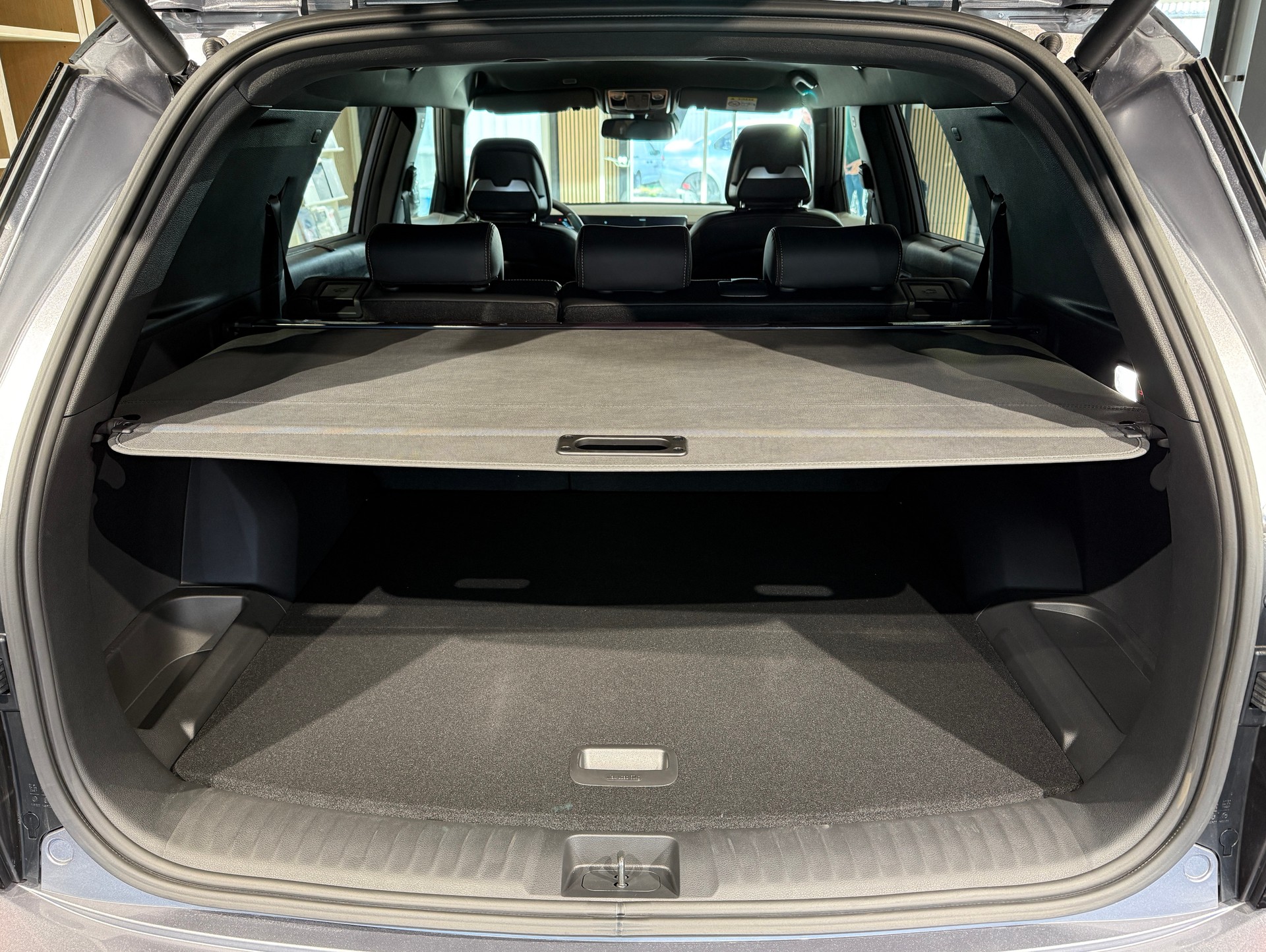 KGM-SsangYong Torres 1.5 TGDI Hybrid Titanium AT-image-14