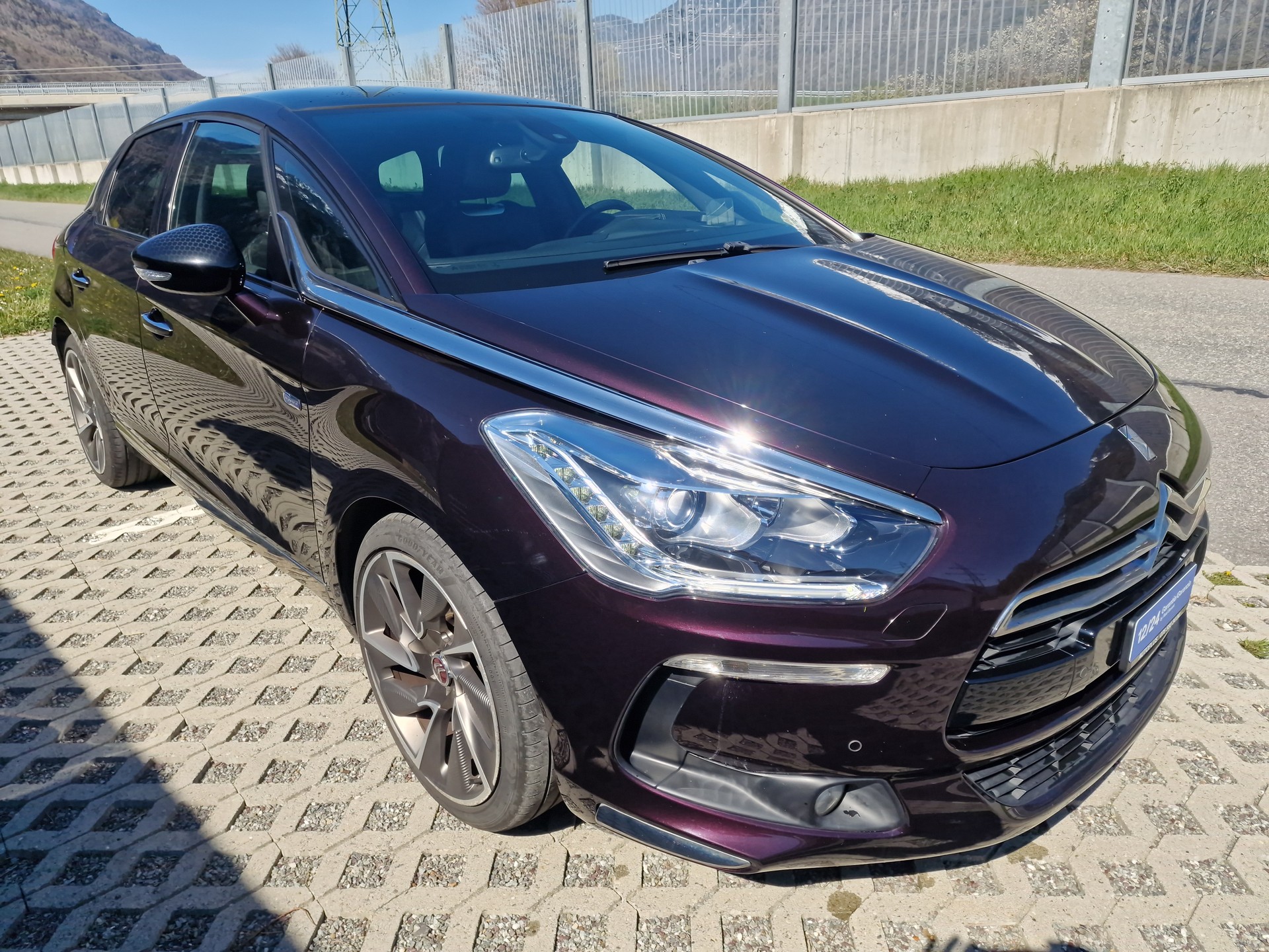DS AUTOMOBILES DS5 HYbrid4 200 Chic EGS6-image-2