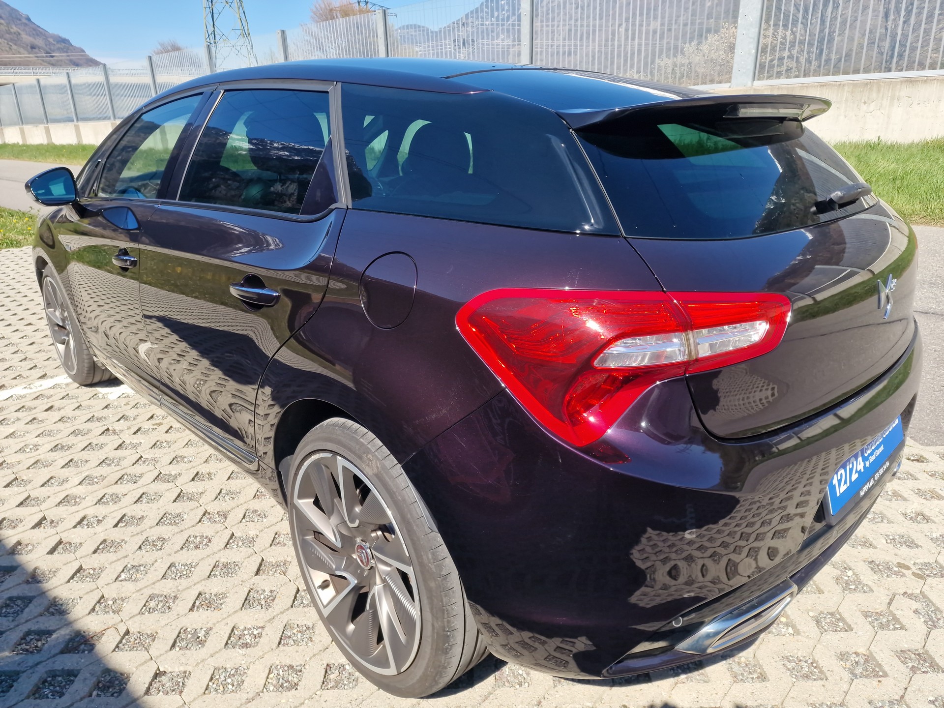 DS AUTOMOBILES DS5 HYbrid4 200 Chic EGS6-image-4