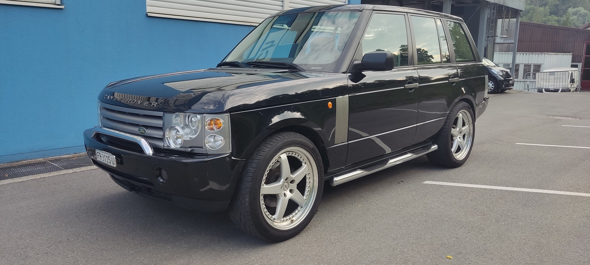 LAND ROVER Range Rover 4.4 V8 Vogue Automatic-image-4