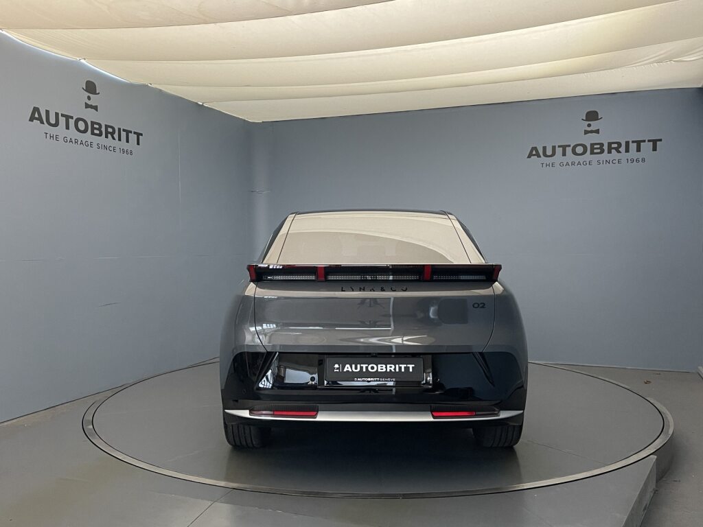 LYNK & CO 02 More-image-4