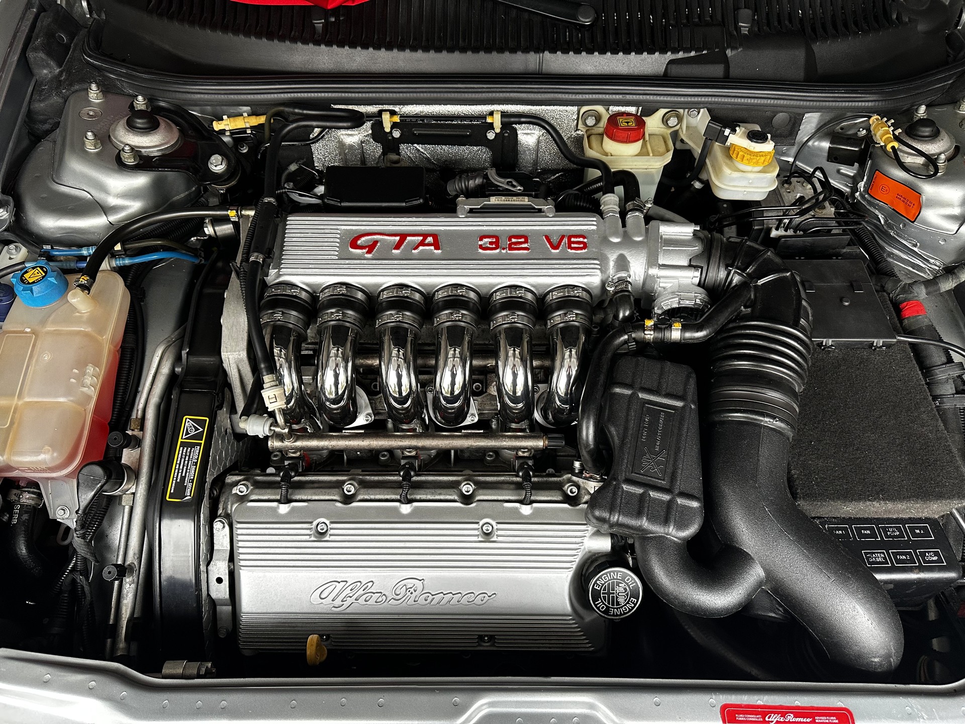 ALFA ROMEO 156 3.2 V6 GTA-image-11