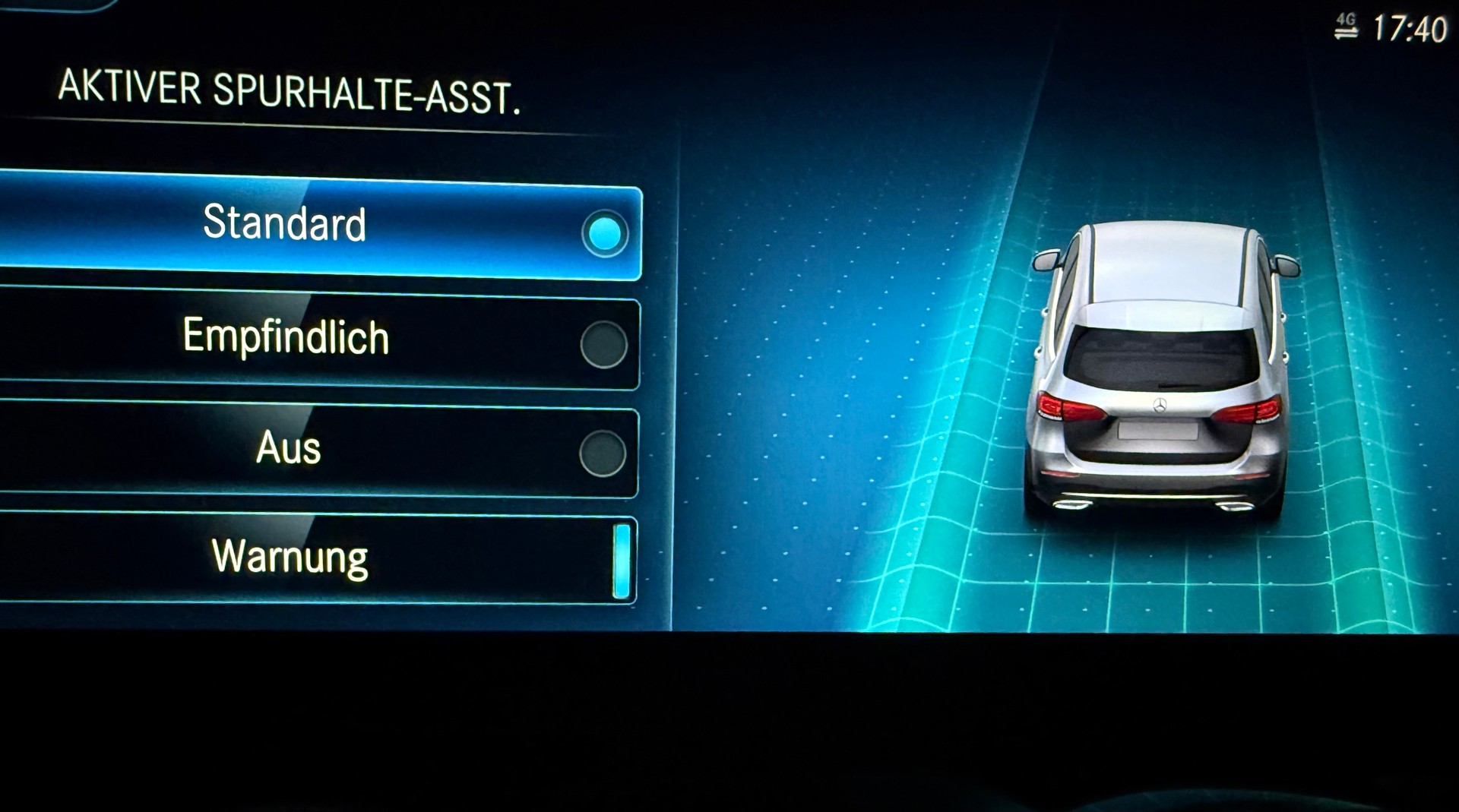 MERCEDES-BENZ B 200 AMG Line 7G-DCT-image-8