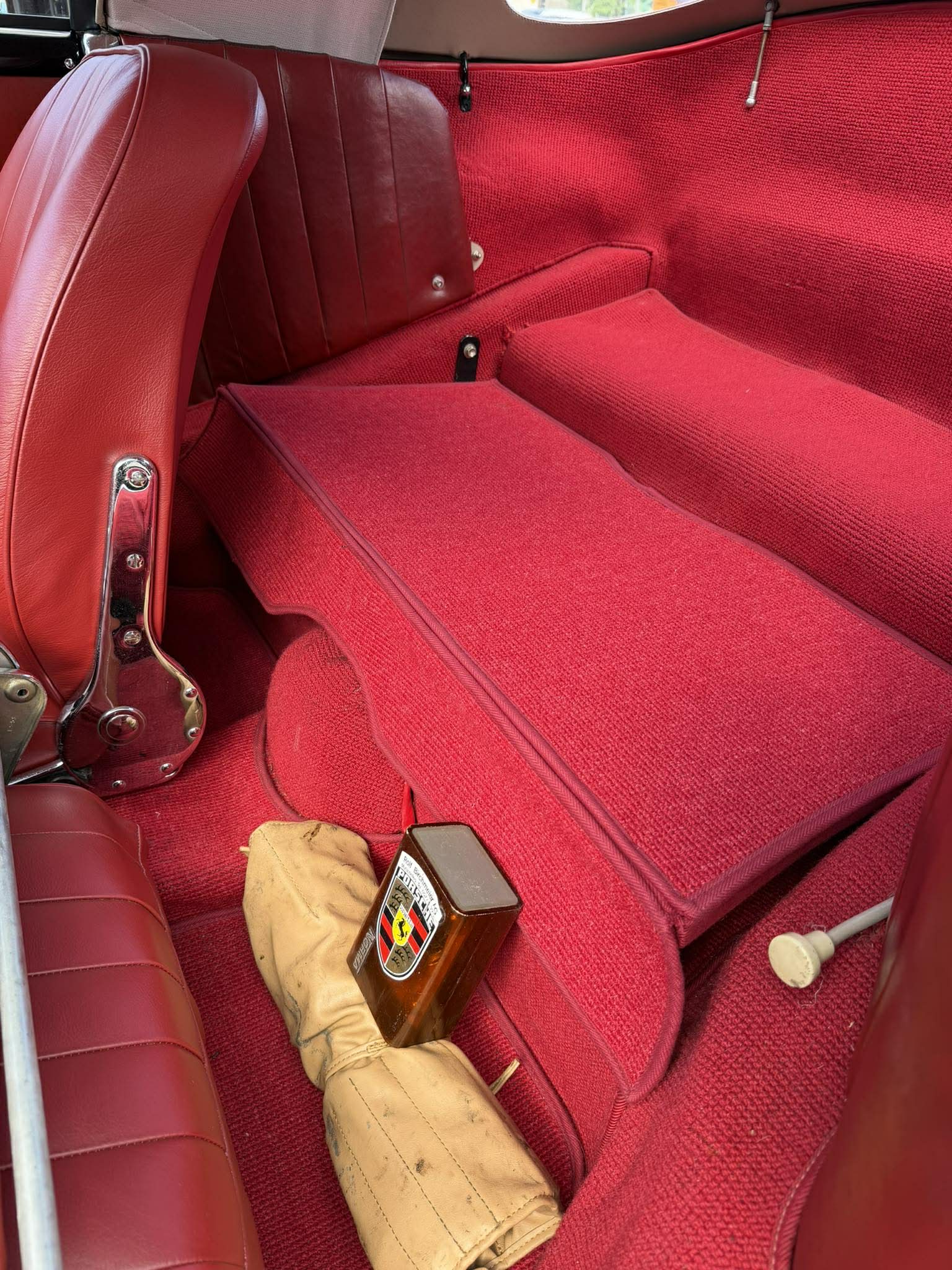 PORSCHE A 1600 Veteran-image-12