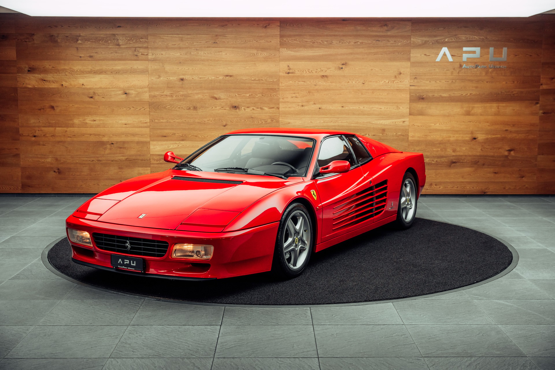 FERRARI 512 TR-showroom-element-3