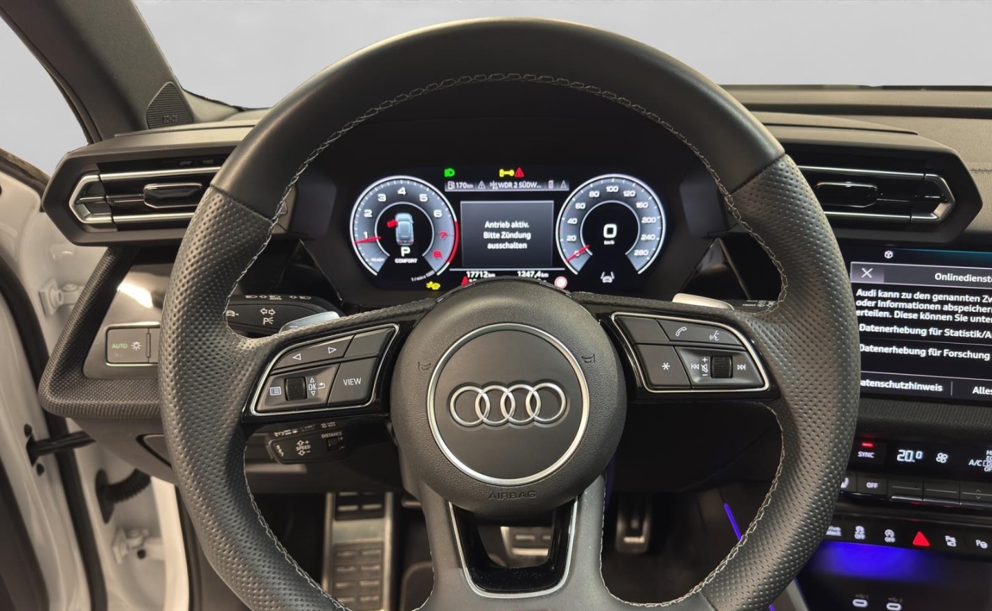 AUDI A3 allstreet 35 TFSI Attraction S-tronic-image-8