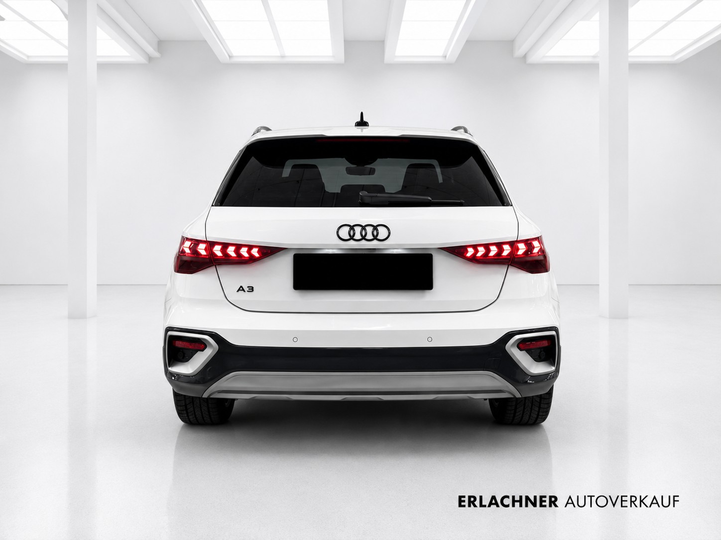 AUDI A3 allstreet 35 TFSI Attraction S-tronic-image-5