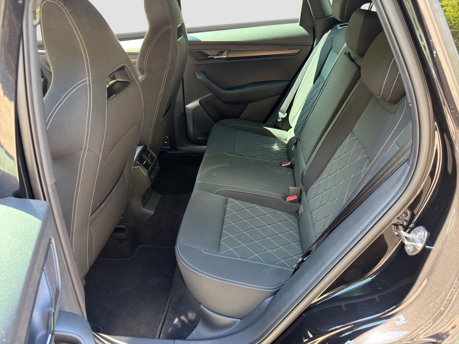 SKODA Karoq 2.0 TSI SportLine 4x4 DSG-image-7