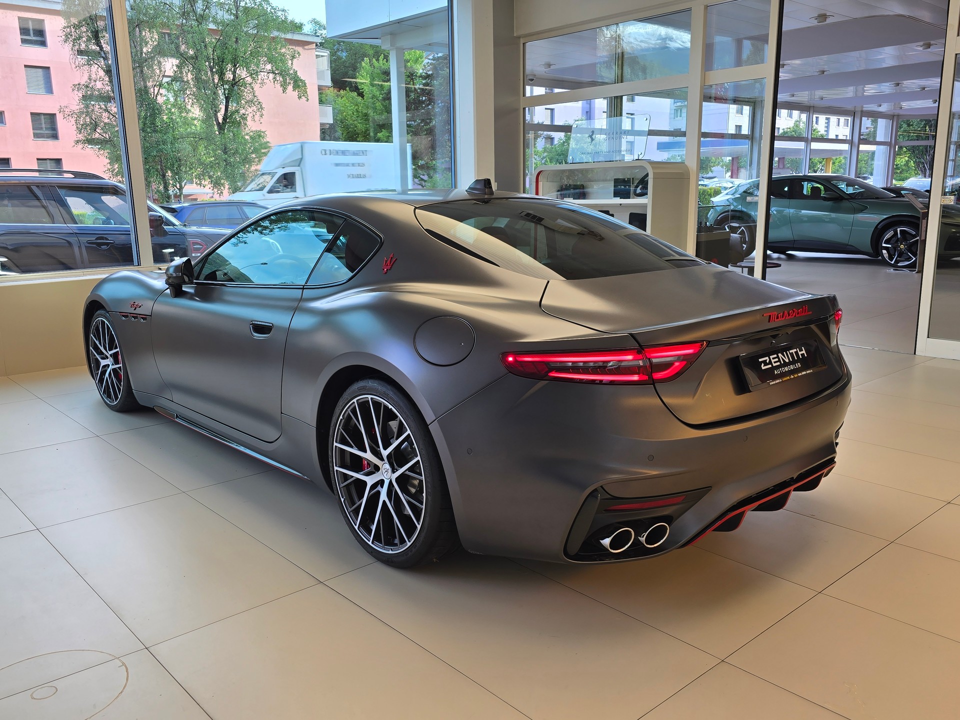 MASERATI GranTurismo Trofeo Automatica-image-6