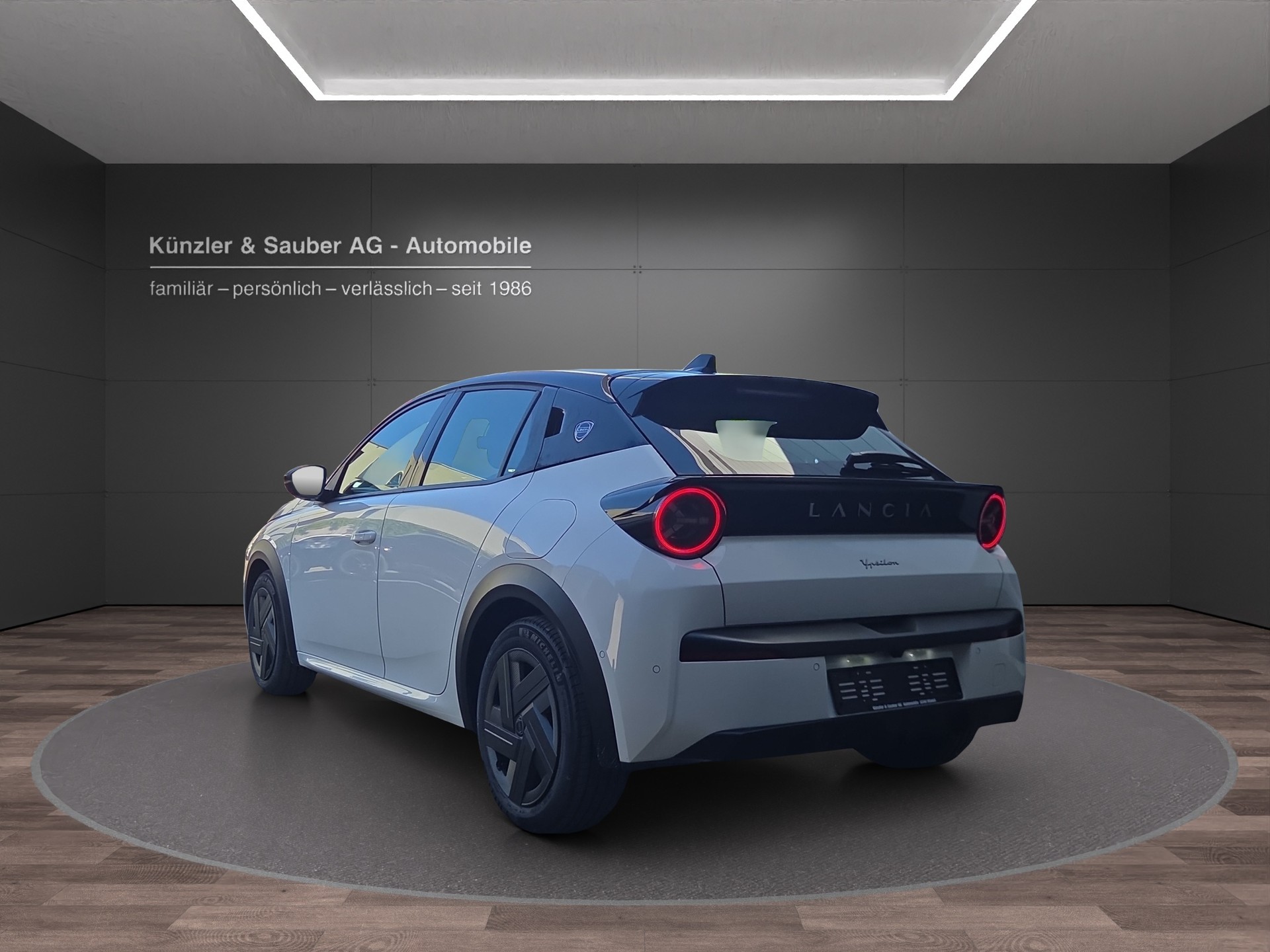 LANCIA Ypsilon Elektro 156-image-16