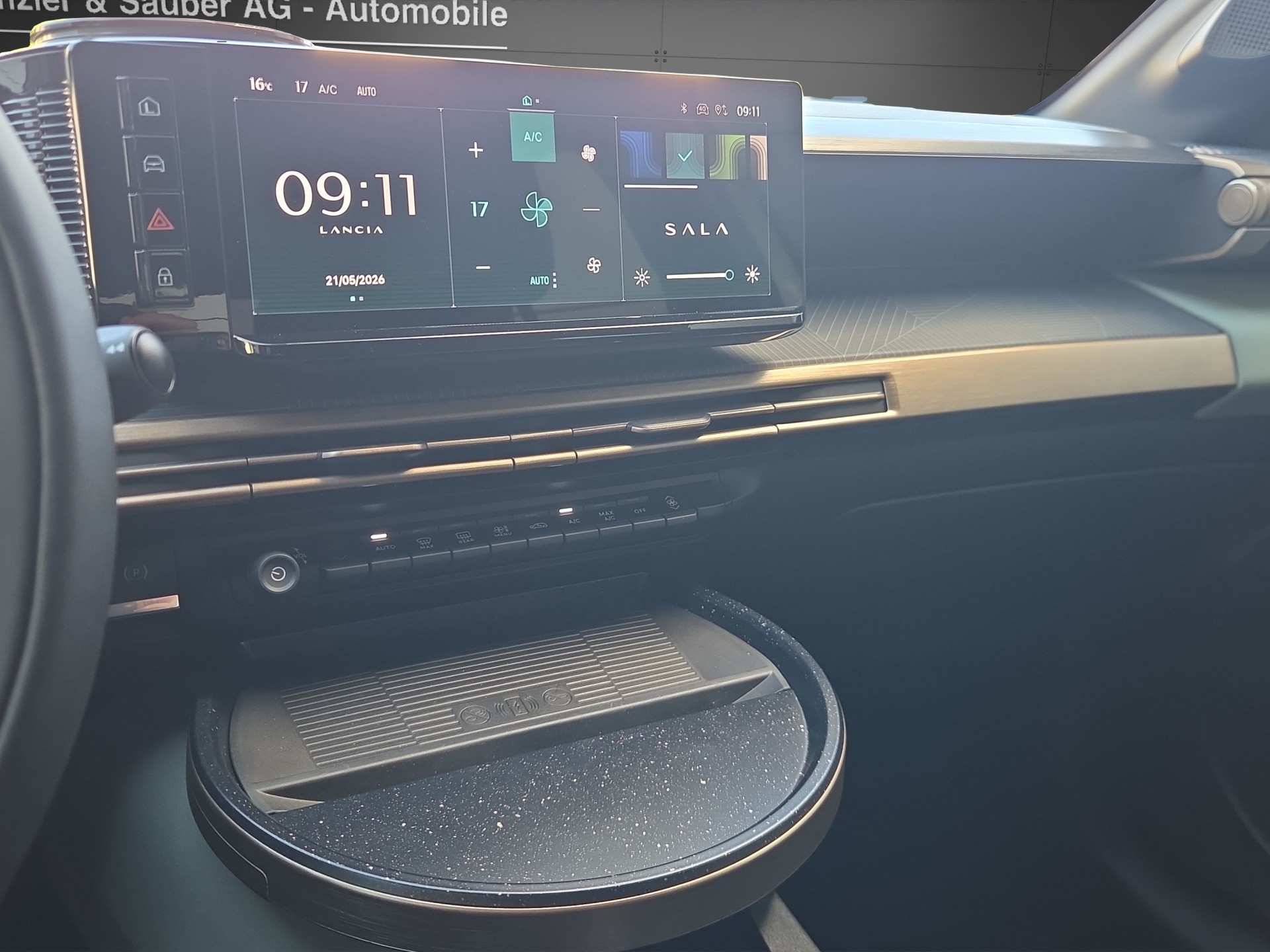 LANCIA Ypsilon Elektro 156-image-10