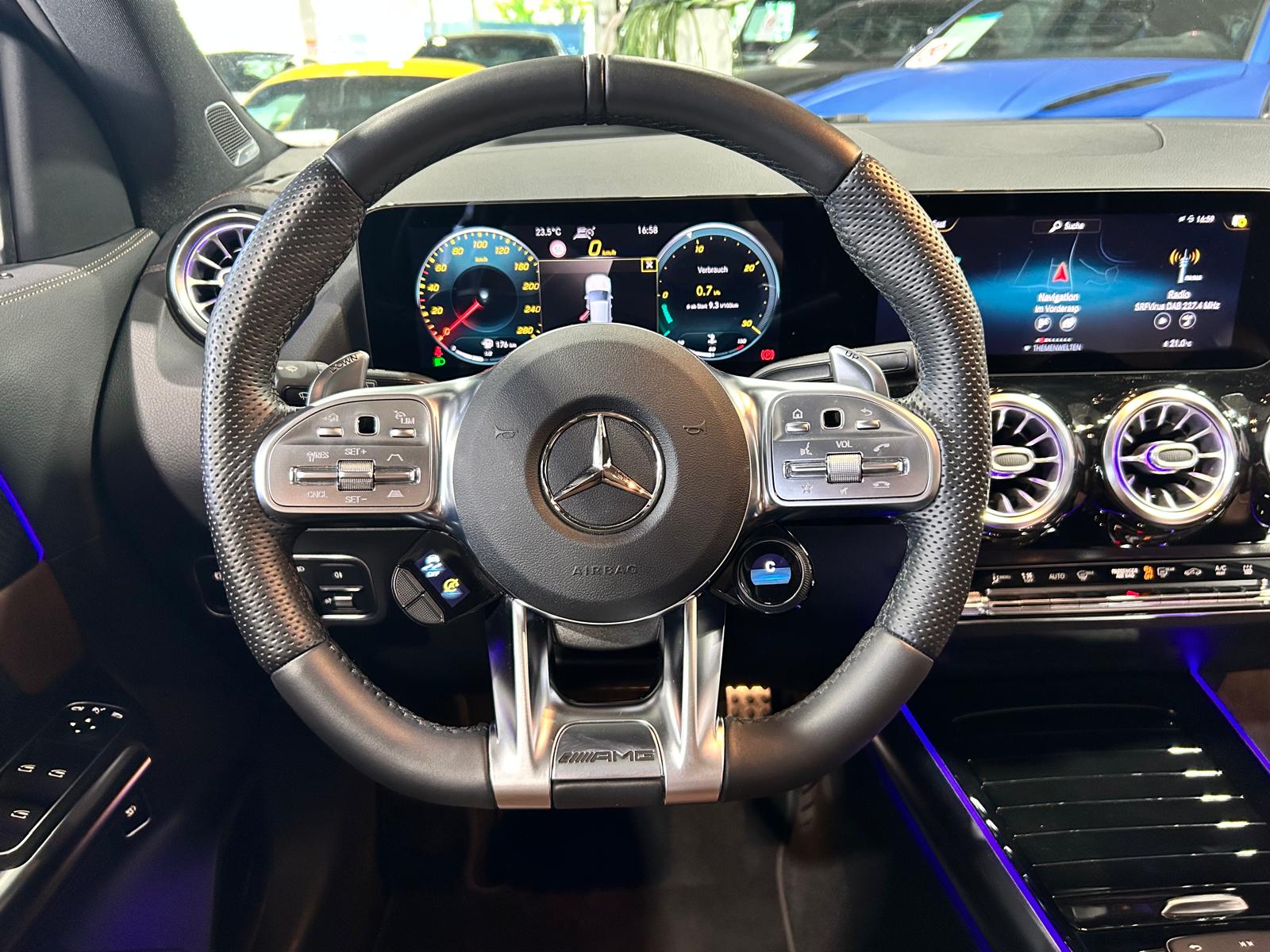 MERCEDES-BENZ GLA 35 AMG 4matic CH FAHRZEUG-image-11