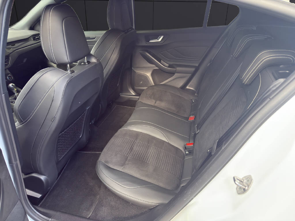 FORD Focus 2.3 EcoB ST-image-15