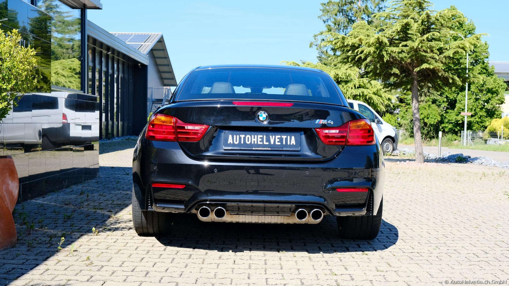 BMW M4 Cabriolet DKG-image-5