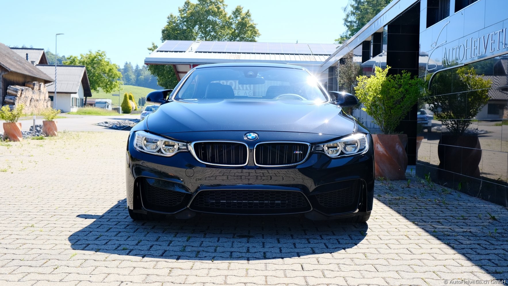 BMW M4 Cabriolet DKG-showroom-element-1