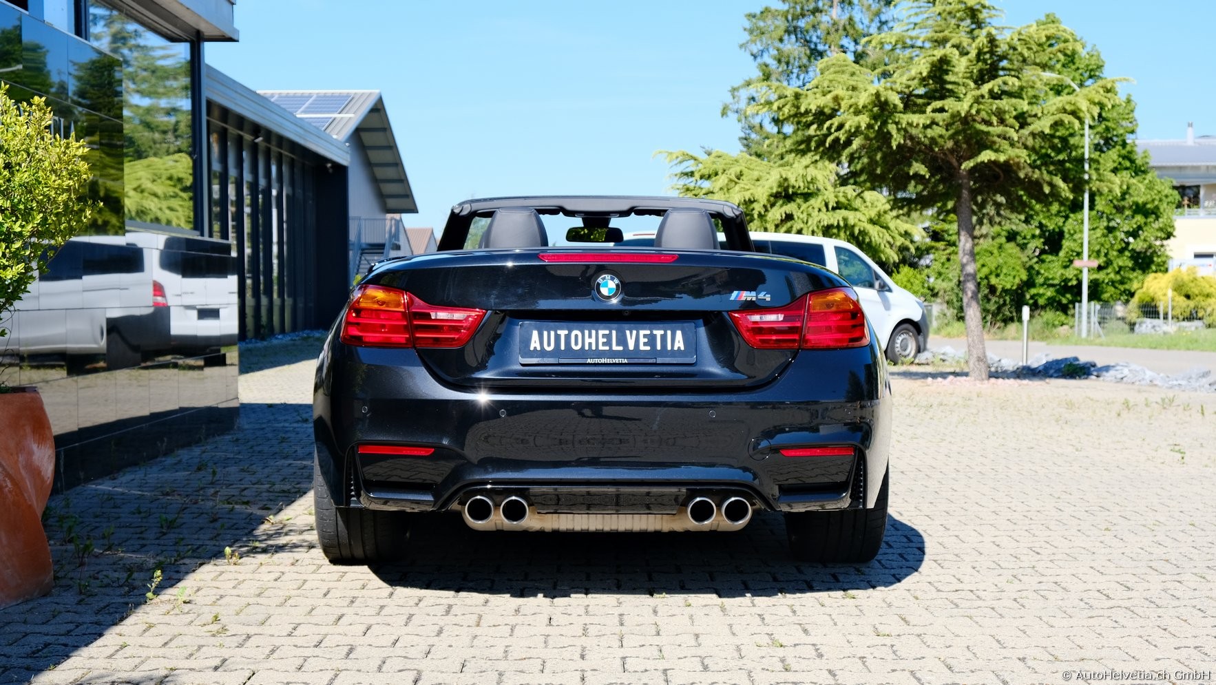 BMW M4 Cabriolet DKG-image-18