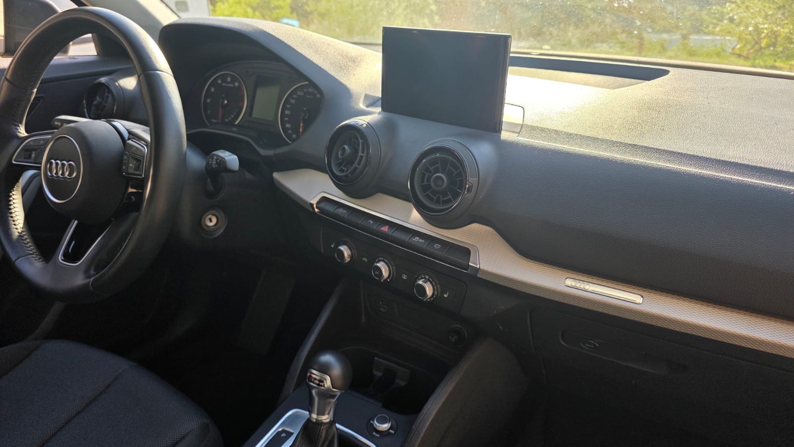 AUDI Q2 30 TFSI S-tronic-image-9
