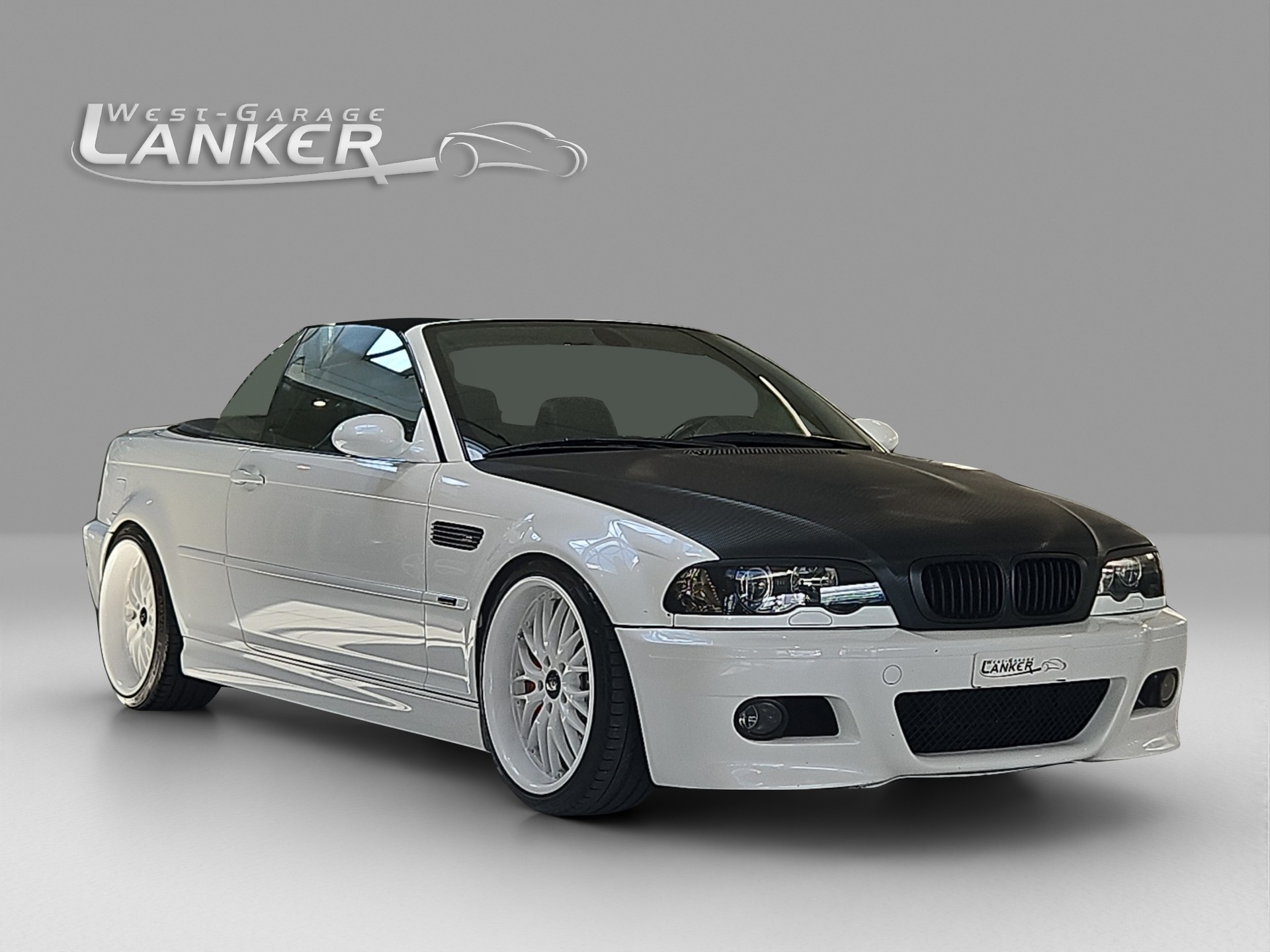 BMW M3 Cabriolet-showroom-element-1