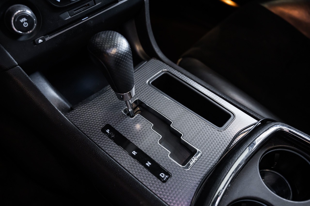 DODGE Charger SRT8-image-31