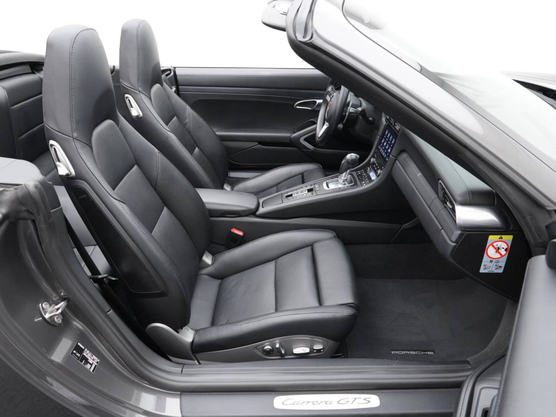 PORSCHE 911 Carrera GTS Cabriolet-image-25