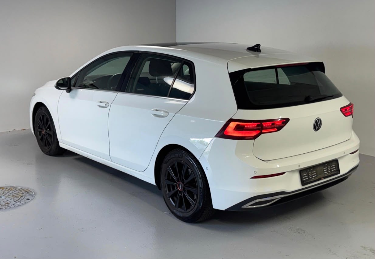 VW Golf 2.0 TDI Style DSG-image-2
