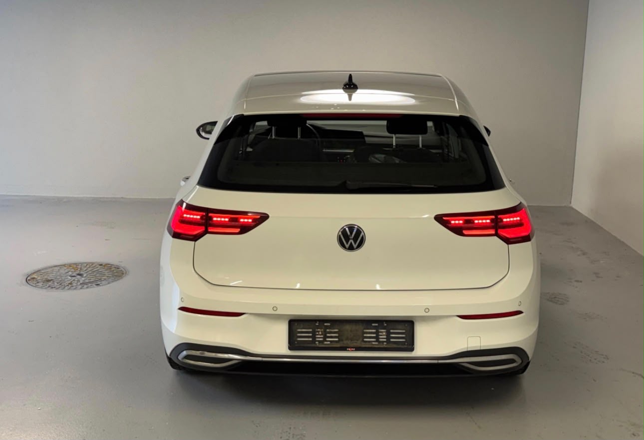 VW Golf 2.0 TDI Style DSG-image-6