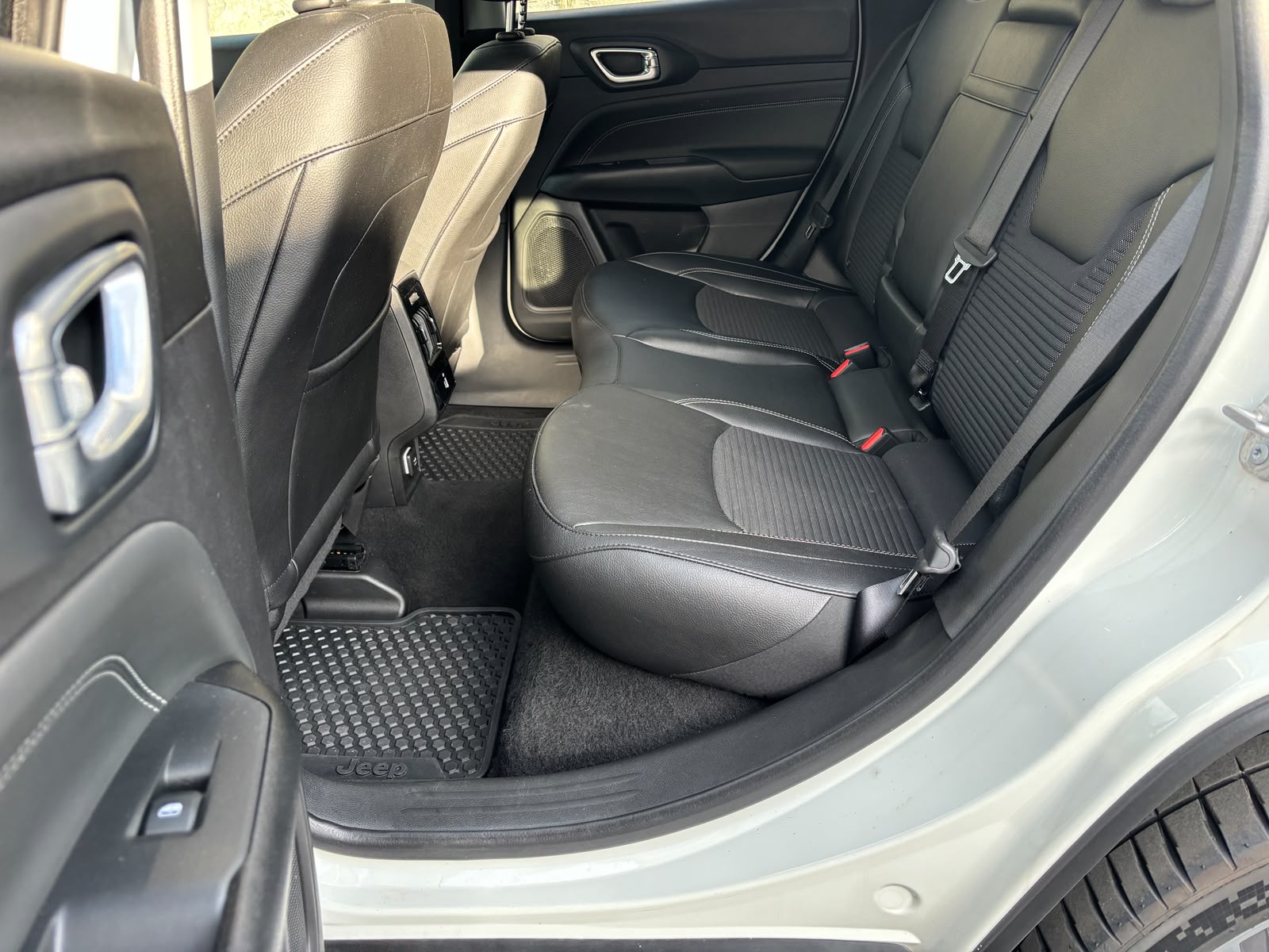 JEEP Compass 1.3 T PHEV Limited AWD-image-5