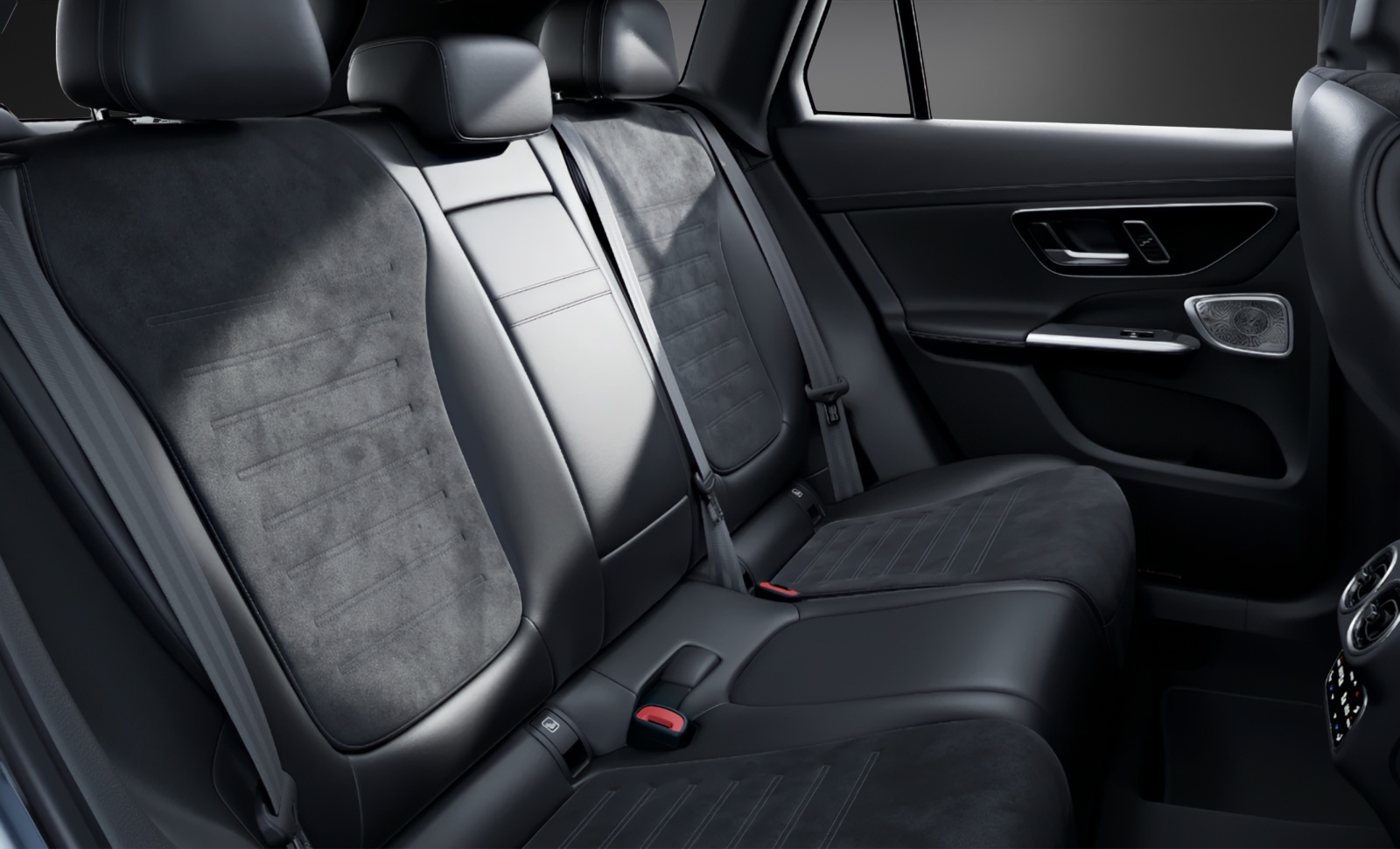MERCEDES-BENZ GLC 300 e 4Matic 9G-Tronic-image-9