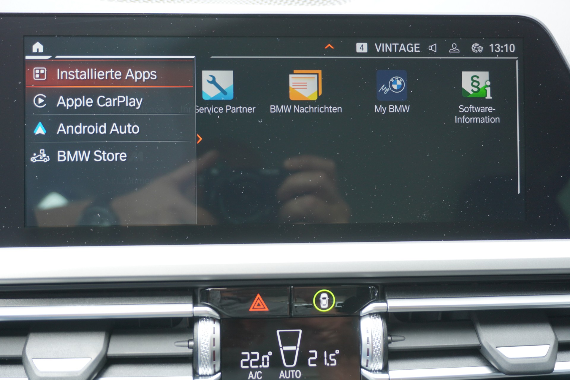 BMW 320d xDrive 48V Touring Steptronic-image-24