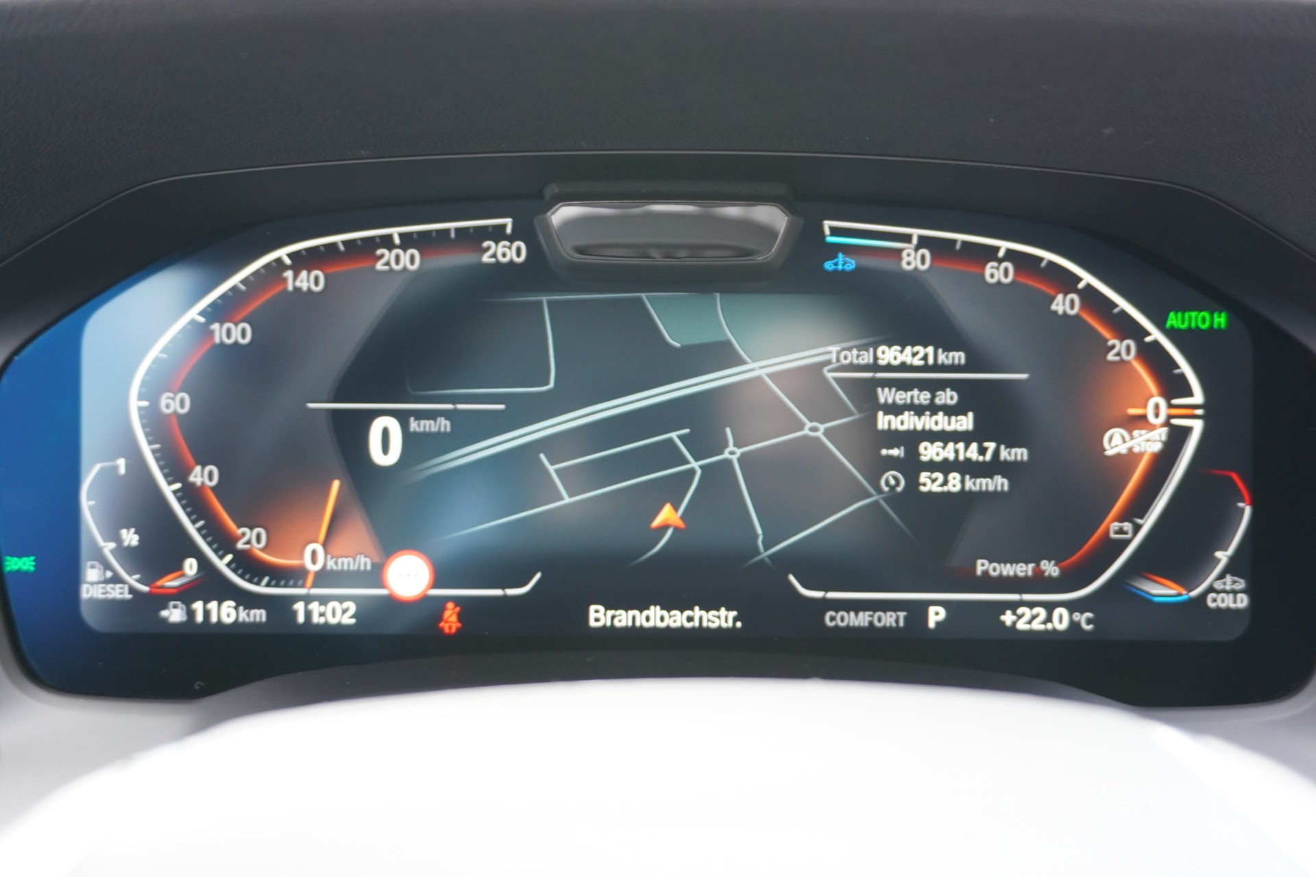 BMW 320d xDrive 48V Touring Steptronic-image-19