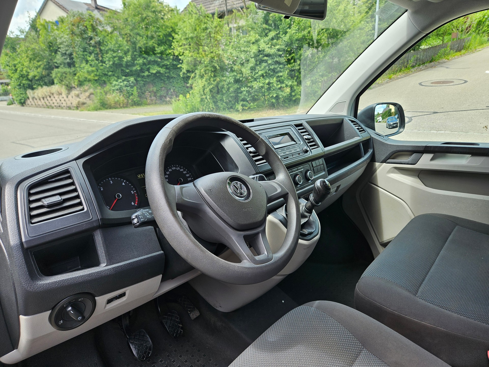 VW T6 2.0 TDI 4Motion-image-5