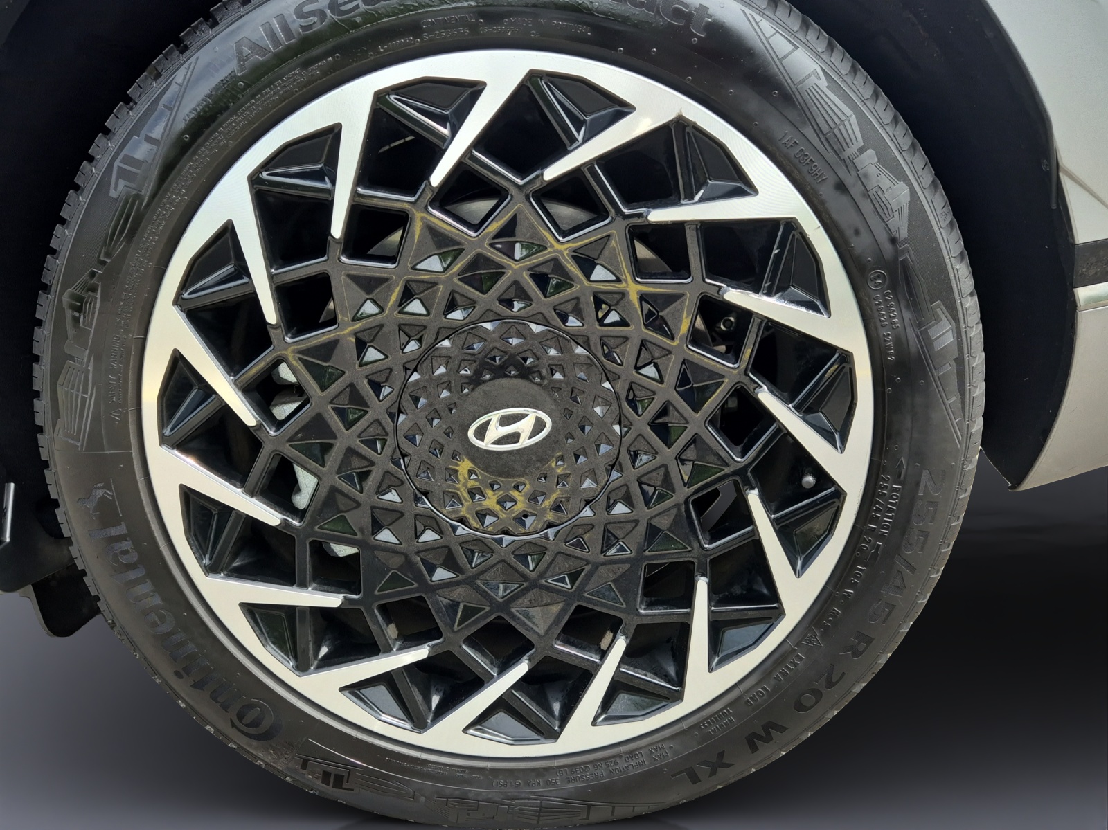 HYUNDAI Ioniq 5 72kWh Vertex 4WD-image-15
