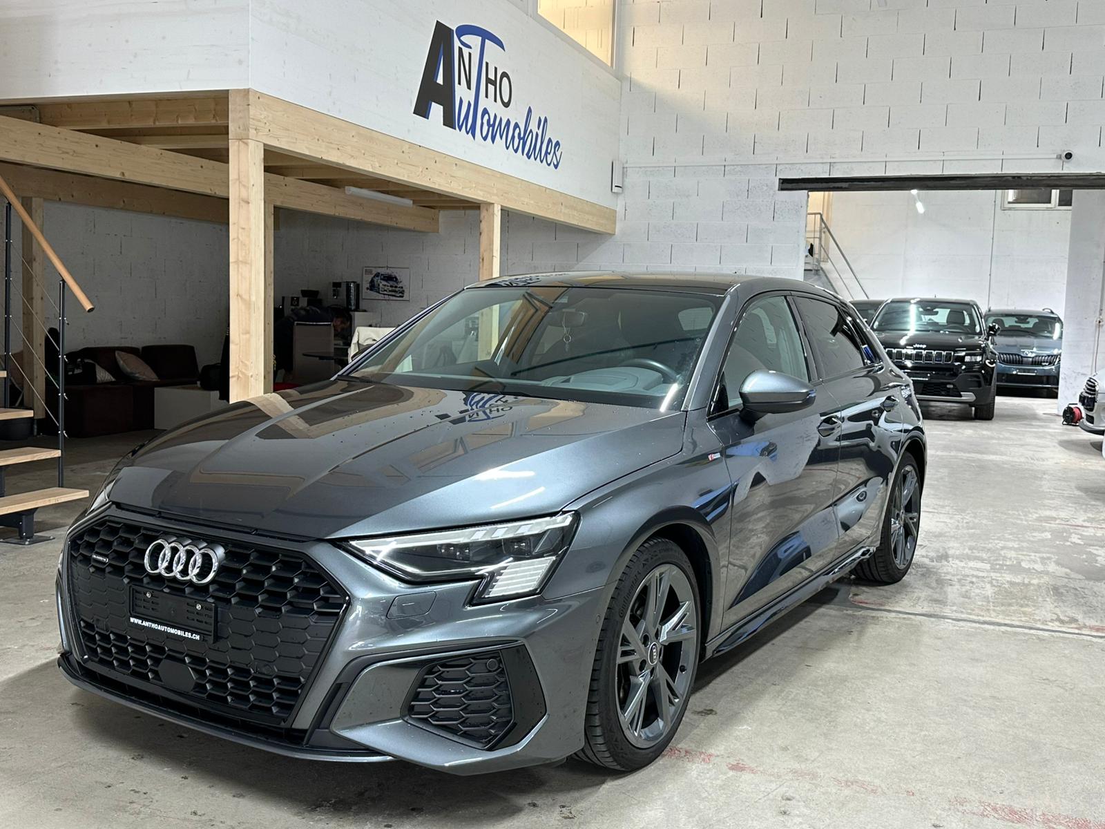AUDI A3 Sportback 40 TFSI S line quattro S-tronic