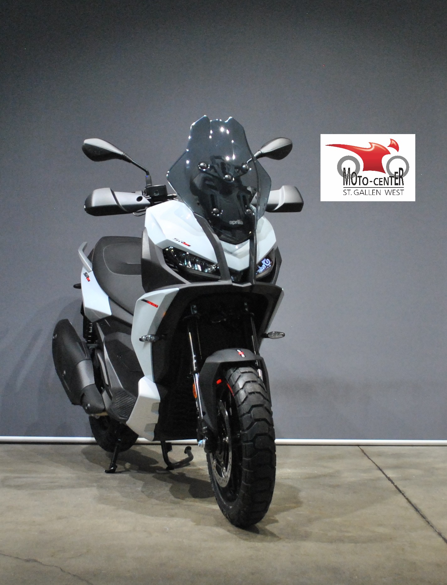 APRILIA SR GT 400-image-0