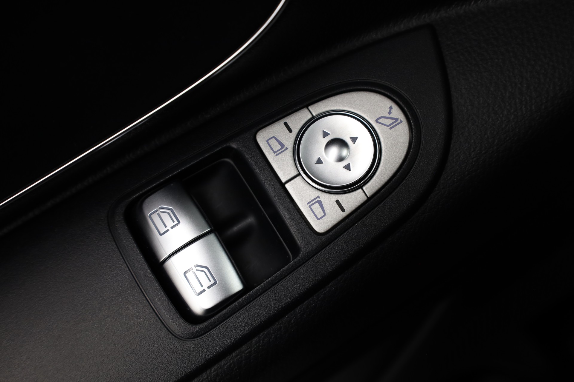 MERCEDES-BENZ Vito 116 Kombi L 2.0 CDI Select-image-22