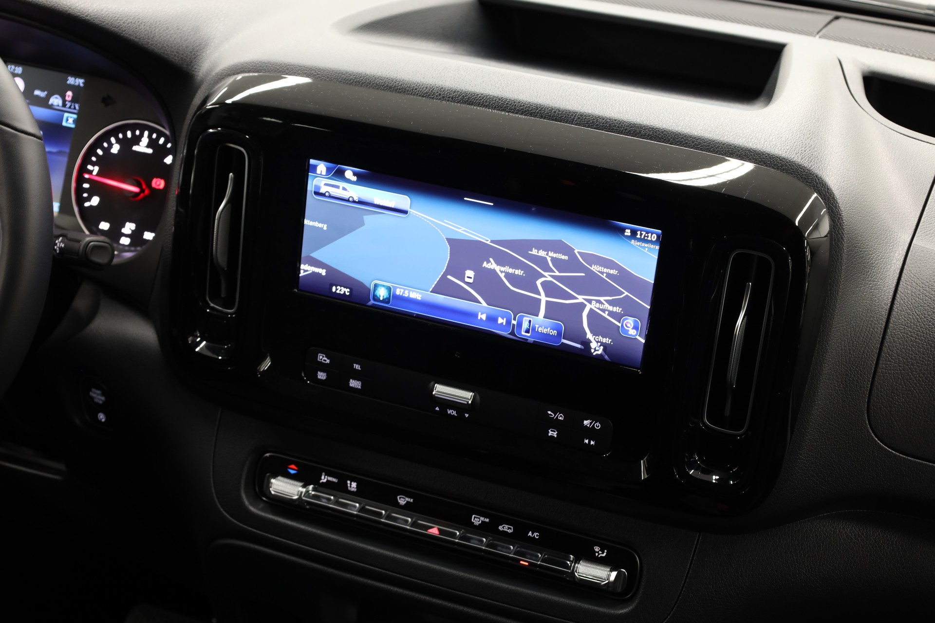 MERCEDES-BENZ Vito 116 Kombi L 2.0 CDI Select-image-17