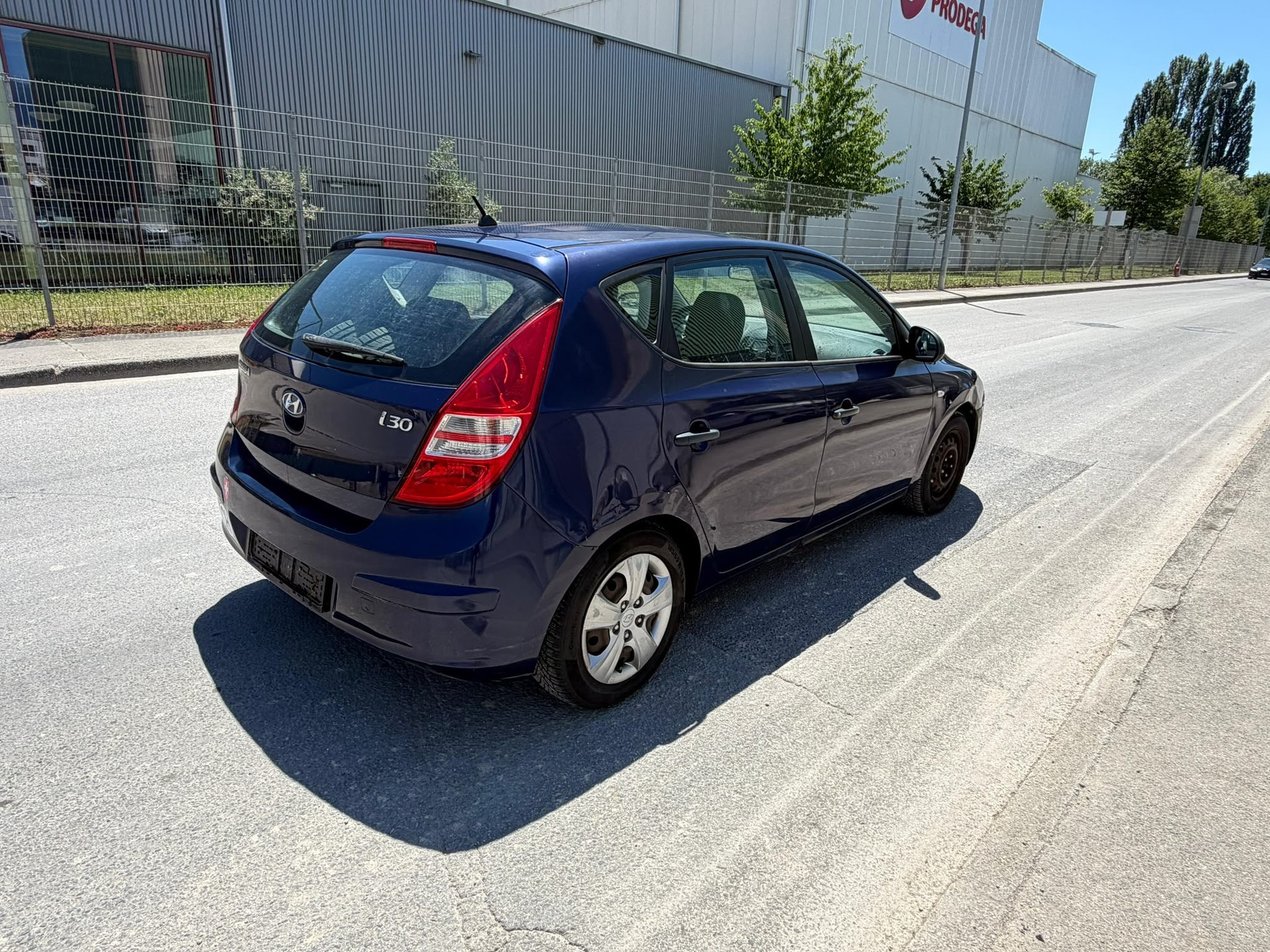 HYUNDAI i30 1.4 Comfort-image-1