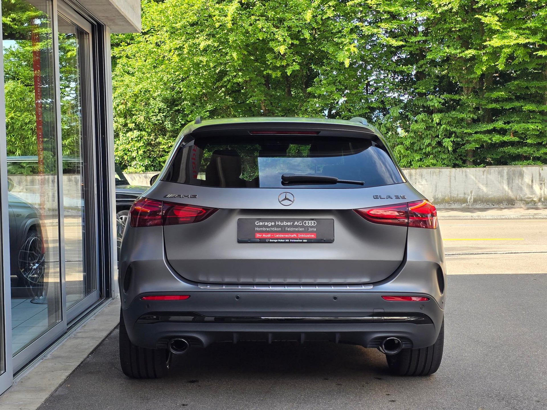 MERCEDES-BENZ GLA AMG 35 4Matic 8G-DCT-image-4