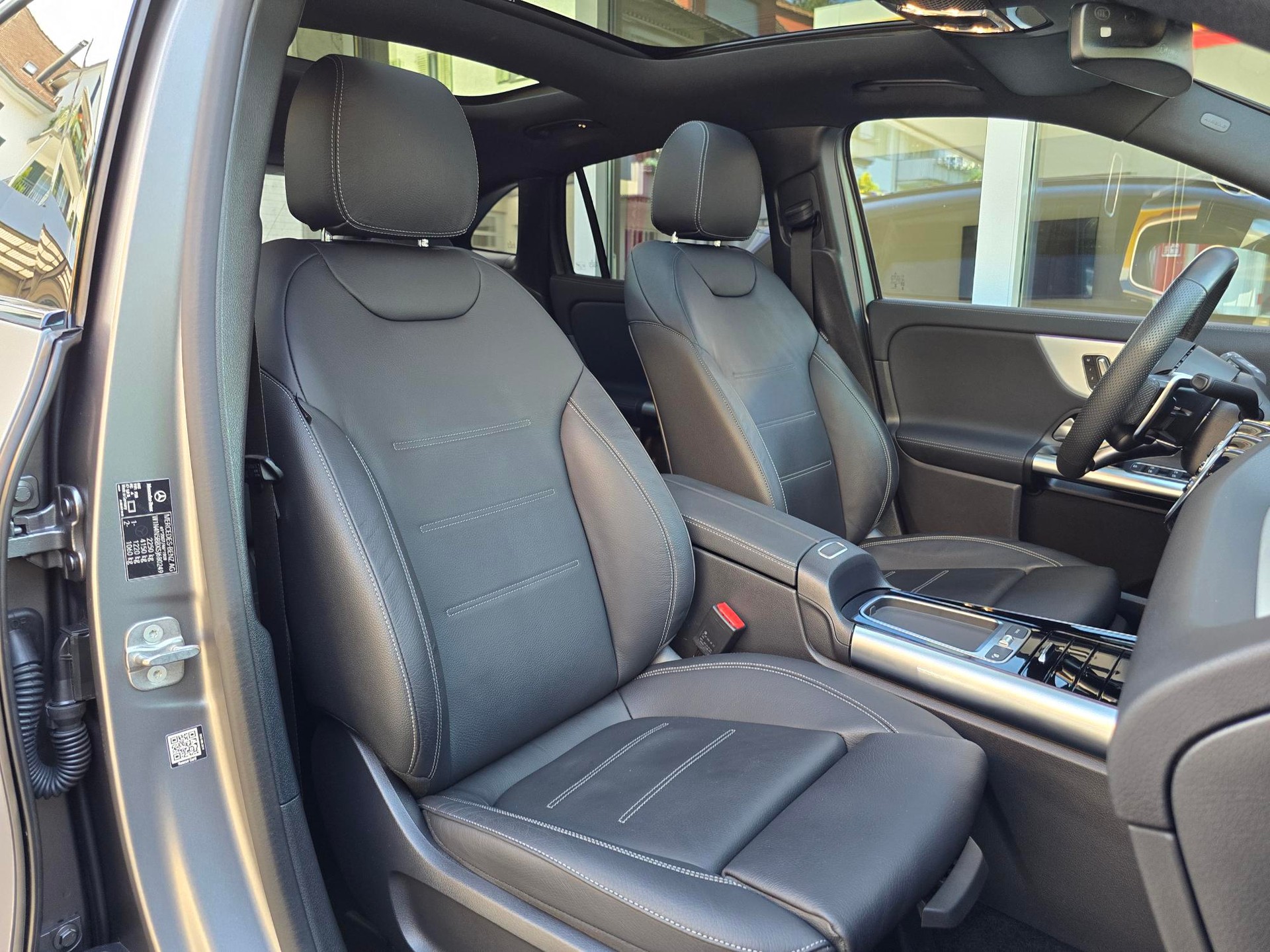MERCEDES-BENZ GLA AMG 35 4Matic 8G-DCT-image-7
