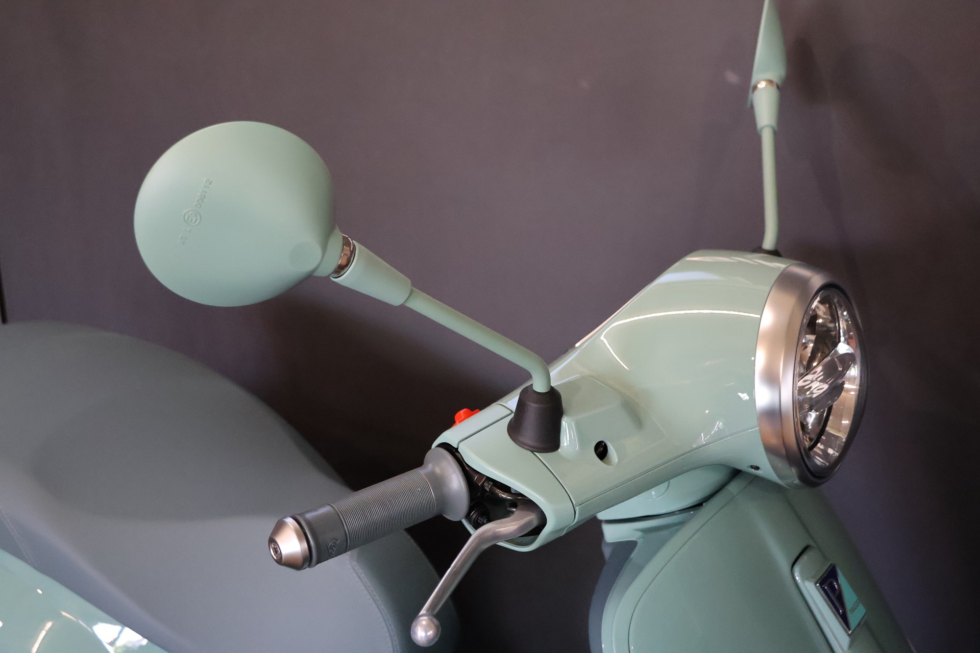 PIAGGIO Vespa 125 Primavera 80th MY26 E5+-image-6