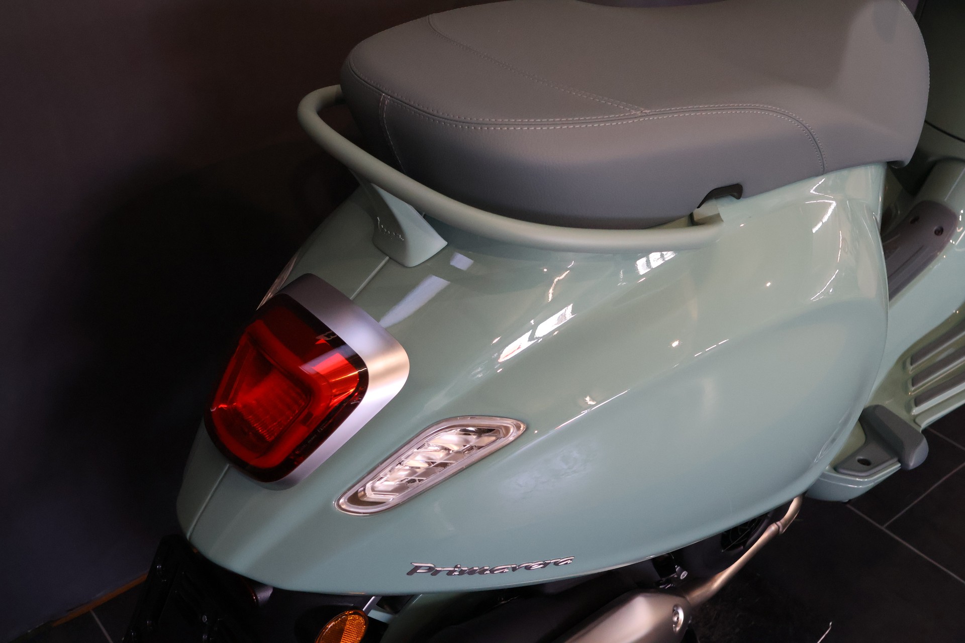 PIAGGIO Vespa 125 Primavera 80th MY26 E5+-image-9